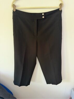 Monterey club black Capri stretch golf pants size 12
